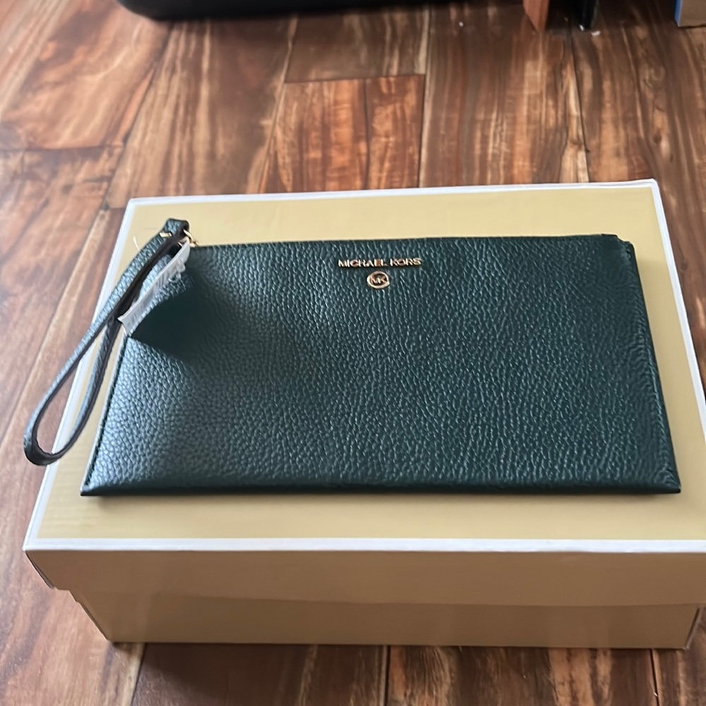 MK wristlet